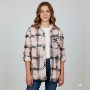 No Boundaries Junior's Pink Faux Fur Flannel/Button Down Shirt Size Medium (7/9)